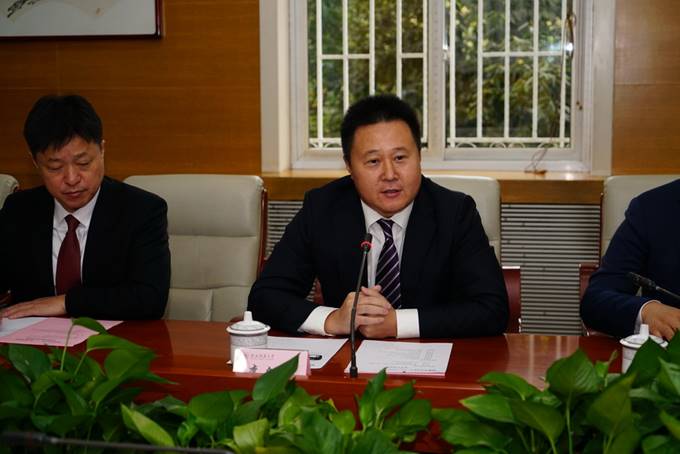 说明: 3.睿见教育国际控股首席运营官、执行董事李久常讲话